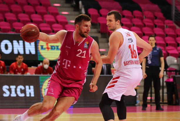 综合来看 综合来看